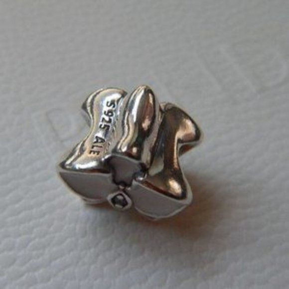 PANDORA fresh water cultured pearl baroque hoop huggie earrings - Picture 3 of 4